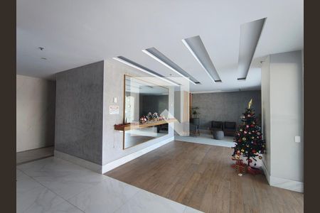 Hall social  de apartamento à venda com 2 quartos, 70m² em Barra da Tijuca, Rio de Janeiro