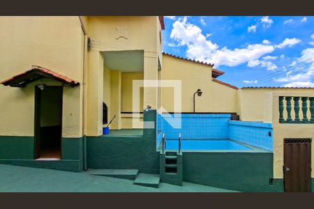 Casa para alugar com 4 quartos, 350m² em Cachoeirinha, Belo Horizonte