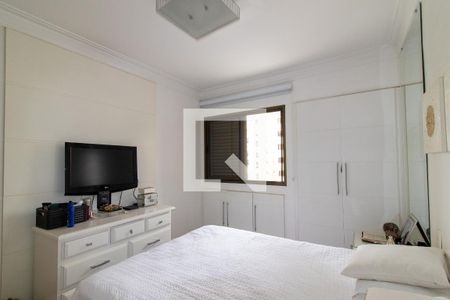 Suite de apartamento à venda com 4 quartos, 152m² em Cambuí, Campinas