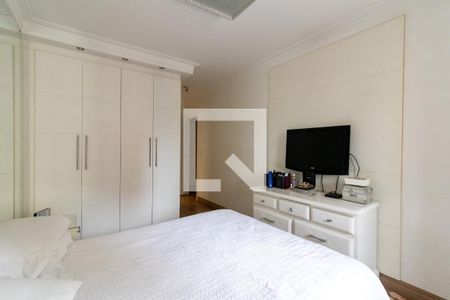 Suite de apartamento à venda com 4 quartos, 152m² em Cambuí, Campinas