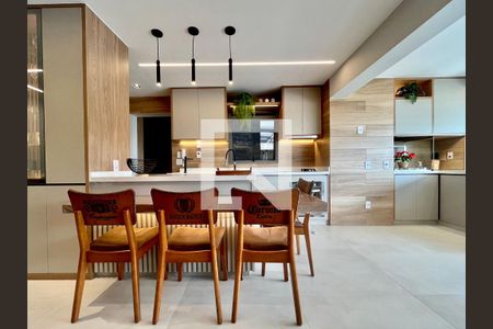 Cozinha de apartamento à venda com 3 quartos, 228m² em Jardim Brasil, Campinas