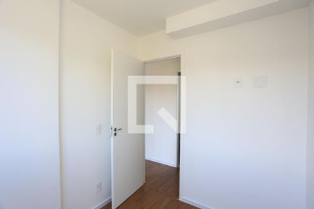 quarto 1 de apartamento para alugar com 2 quartos, 39m² em Parque Ipê, São Paulo