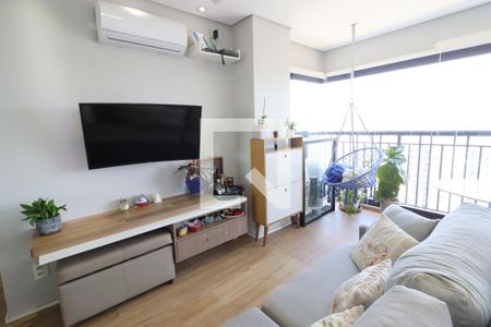 Sala de apartamento para alugar com 1 quarto, 41m² em Continental, Osasco