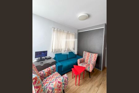 Sala 2 de casa à venda com 3 quartos, 215m² em Vila Gumercindo, São Paulo