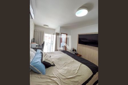 Suite 1 de casa à venda com 3 quartos, 215m² em Vila Gumercindo, São Paulo