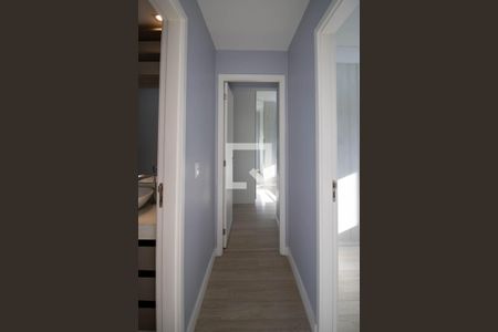 Corredor  de apartamento para alugar com 2 quartos, 48m² em Vila Andrade, São Paulo