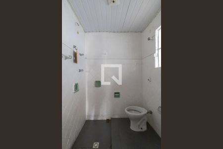 Banheiro de casa para alugar com 1 quarto, 50m² em Vila Araguaia, São Paulo