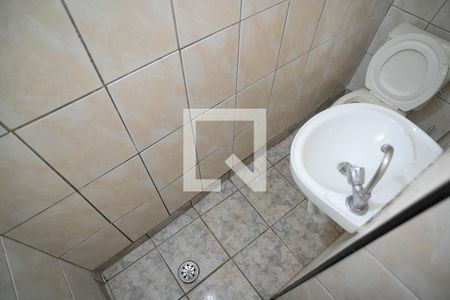 Banheiro de casa para alugar com 1 quarto, 40m² em Vila Santa Teresa (zona Sul), São Paulo