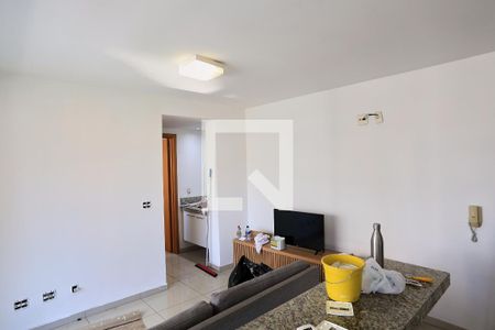 Sala/Cozinha de apartamento para alugar com 1 quarto, 45m² em Centro, Belo Horizonte