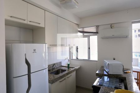 Sala/Cozinha de apartamento para alugar com 1 quarto, 45m² em Centro, Belo Horizonte