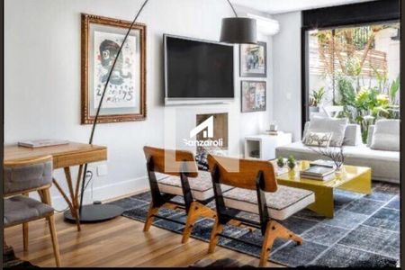 Casa à venda com 3 quartos, 230m² em Santo Amaro, São Paulo