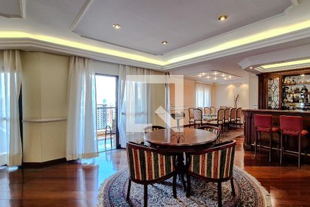 Apartamento para alugar com 4 quartos, 500m² em Bosque da Saúde, São Paulo