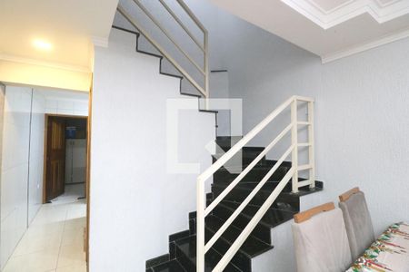 Sala de casa à venda com 2 quartos, 200m² em Jardim Rodolfo Pirani, Santo André