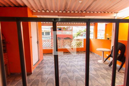 Casa para alugar com 2 quartos, 100m² em Jardim das Camelias, São Paulo