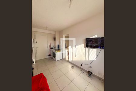 Sala e Área de Serviço de apartamento para alugar com 2 quartos, 31m² em Sacomã, São Paulo