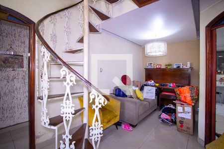 Sala de casa para alugar com 6 quartos, 400m² em Barro Vermelho, São Gonçalo