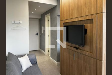 Sala/Quarto de kitnet/studio para alugar com 1 quarto, 30m² em Partenon, Porto Alegre