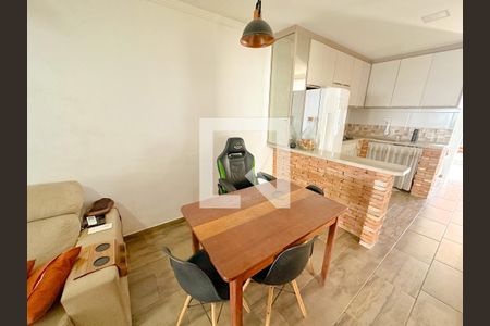 Sala de Jantar de casa para alugar com 2 quartos, 145m² em São João do Rio Vermelho, Florianópolis