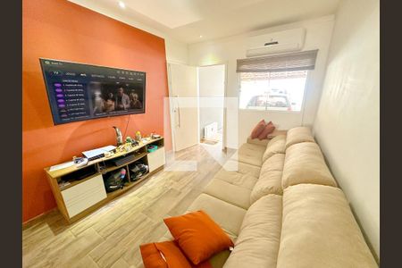 Sala de TV de casa para alugar com 2 quartos, 145m² em São João do Rio Vermelho, Florianópolis