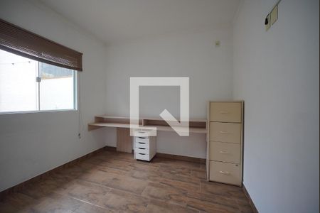 Quarto 2 de casa para alugar com 3 quartos, 145m² em São João do Rio Vermelho, Florianópolis