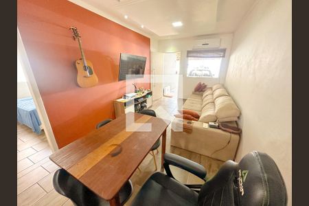 Sala de Jantar de casa para alugar com 2 quartos, 145m² em São João do Rio Vermelho, Florianópolis