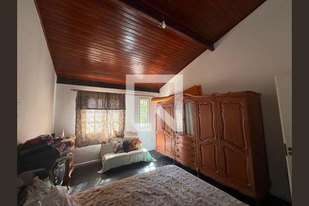 Casa à venda com 3 quartos, 258m² em Piratininga, Niterói