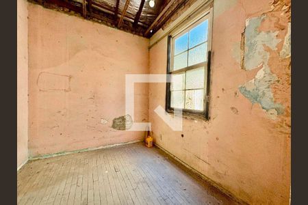 Casa à venda com 5 quartos, 220m² em São Domingos, Niterói