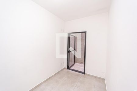 Quarto 1 de apartamento para alugar com 2 quartos, 44m² em Vila Talarico, São Paulo