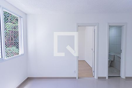 Sala, cozinha e área de serviço de apartamento para alugar com 2 quartos, 35m² em Vila Barreto, São Paulo