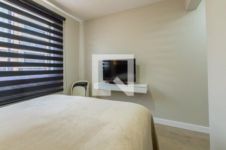 Quarto 1 de apartamento para alugar com 2 quartos, 57m² em Água Verde, Curitiba