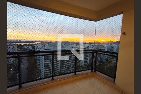 Varanda - Sala de apartamento à venda com 2 quartos, 69m² em Barra Olímpica, Rio de Janeiro