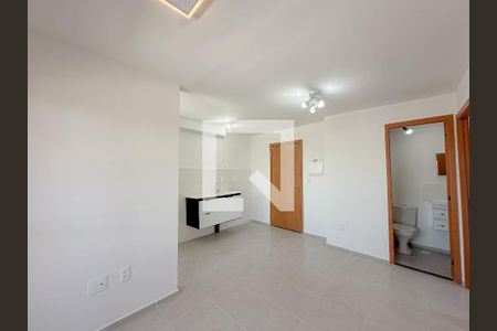 Sala/Cozinha de apartamento para alugar com 2 quartos, 38m² em Lapa, São Paulo