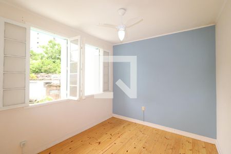 Quarto 2 de casa para alugar com 2 quartos, 70m² em Petrópolis, Porto Alegre