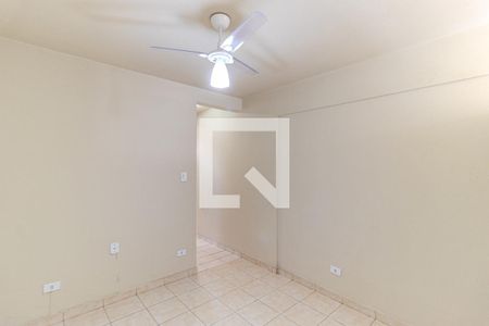 Sala de kitnet/studio para alugar com 1 quarto, 47m² em República, São Paulo