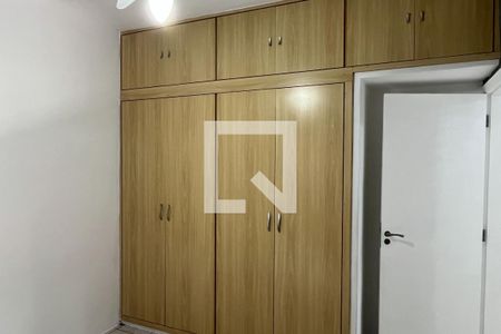 Quarto 1 de apartamento para alugar com 2 quartos, 70m² em Gonzaga, Santos