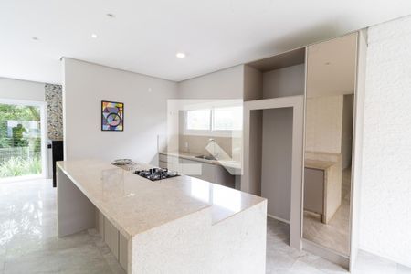 Cozinha de casa de condomínio para alugar com 3 quartos, 248m² em Vila Nova, Porto Alegre