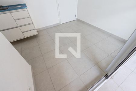 Sala de apartamento para alugar com 2 quartos, 36m² em Parque Industrial Tomas Edson, São Paulo