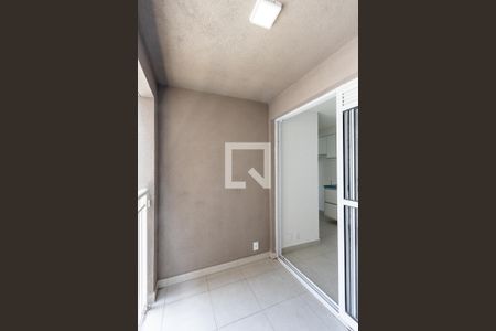 Varanda de apartamento para alugar com 2 quartos, 36m² em Parque Industrial Tomas Edson, São Paulo