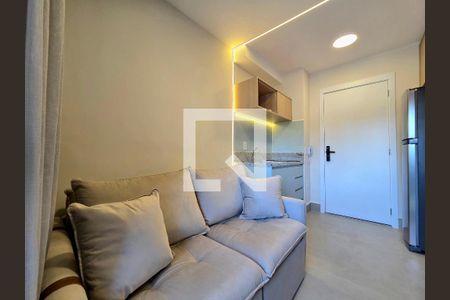 Sala/Cozinha de apartamento à venda com 1 quarto, 25m² em Vila Nova Conceição, São Paulo