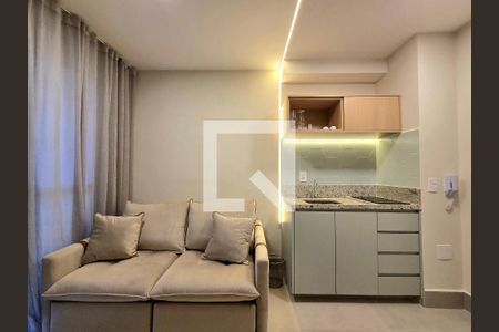 Sala/Cozinha de apartamento à venda com 1 quarto, 25m² em Vila Nova Conceição, São Paulo