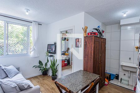Sala, cozinha e área de serviço de apartamento para alugar com 2 quartos, 36m² em Vila Barreto, São Paulo
