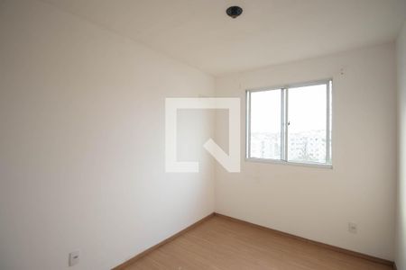 Quarto 1 de apartamento para alugar com 2 quartos, 48m² em Colubandê, São Gonçalo
