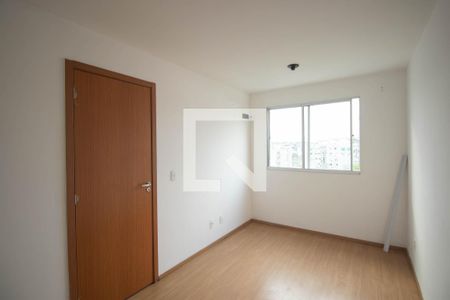 Quarto 2 de apartamento para alugar com 2 quartos, 48m² em Colubandê, São Gonçalo