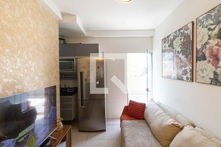 Sala e Cozinha de apartamento para alugar com 2 quartos, 43m² em Vila Matilde, São Paulo