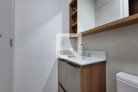 Banheiro de apartamento para alugar com 2 quartos, 57m² em Botafogo, Campinas