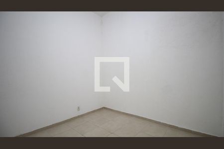 Quarto de kitnet/studio para alugar com 1 quarto, 25m² em Jardim Piracuama, São Paulo