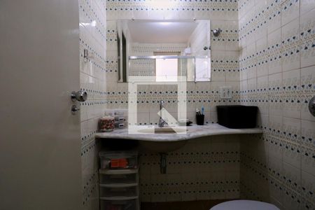 Banheiro da Suíte de apartamento para alugar com 3 quartos, 110m² em Sion, Belo Horizonte