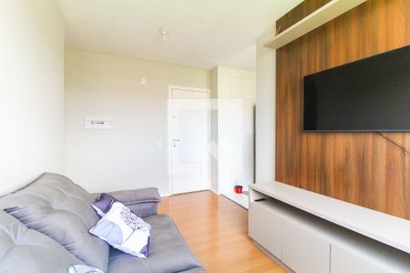 Sala de apartamento para alugar com 2 quartos, 41m² em Jardim das Oliveiras, Itaquaquecetuba