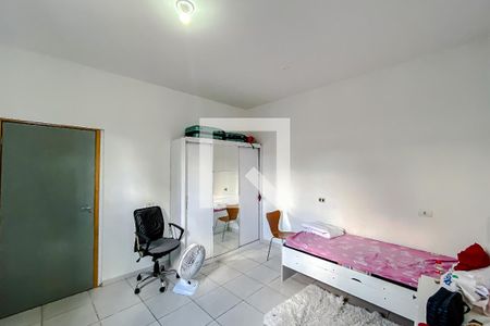 Quarto 1 de casa para alugar com 2 quartos, 57m² em Vila São José, São Paulo