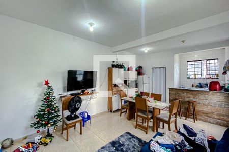 Sala de casa para alugar com 2 quartos, 57m² em Vila São José, São Paulo